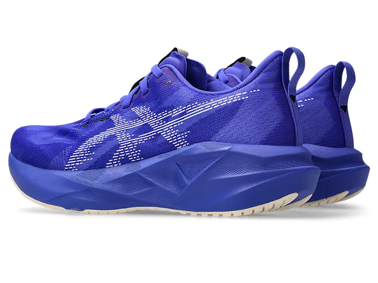 ASICS Novablast 5