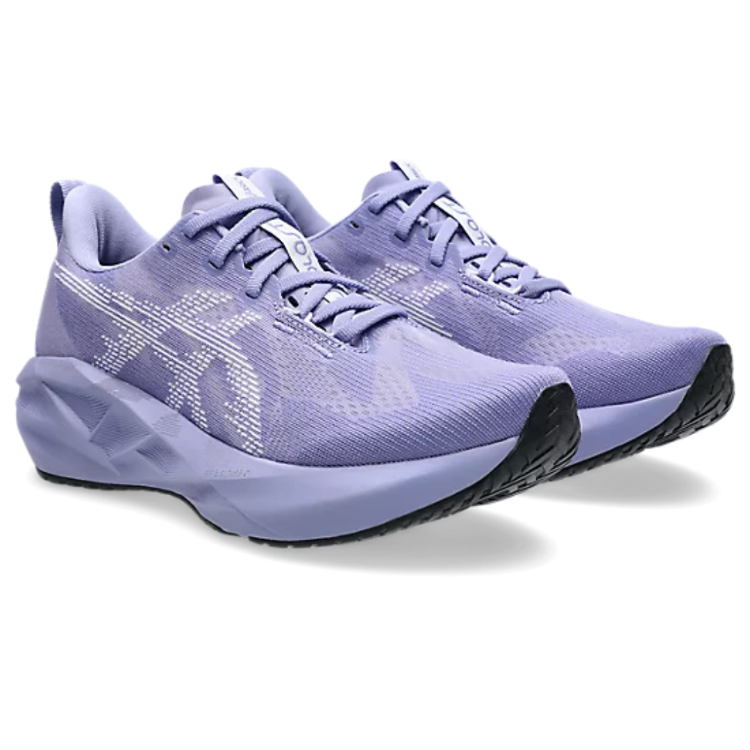 ASICS Novablast 5