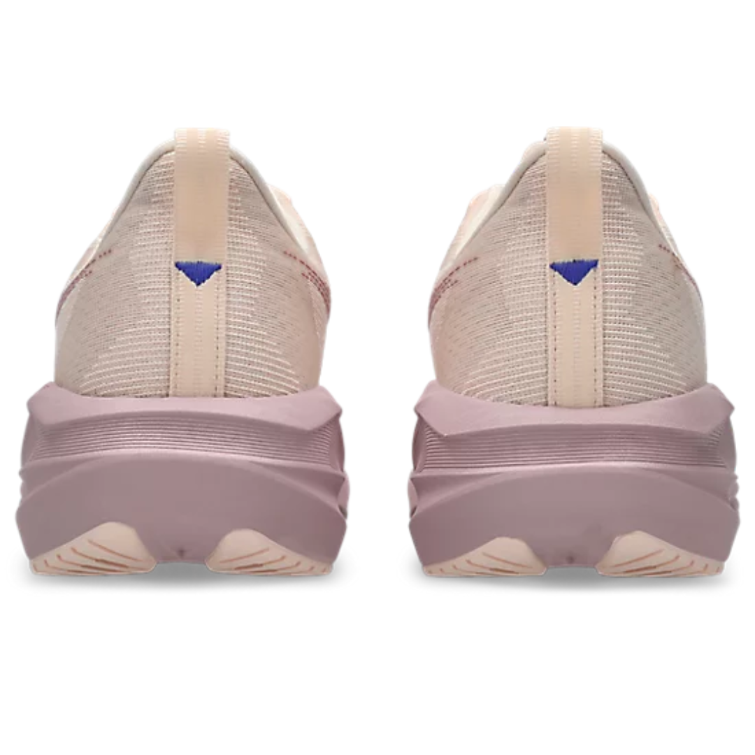 ASICS Novablast 5